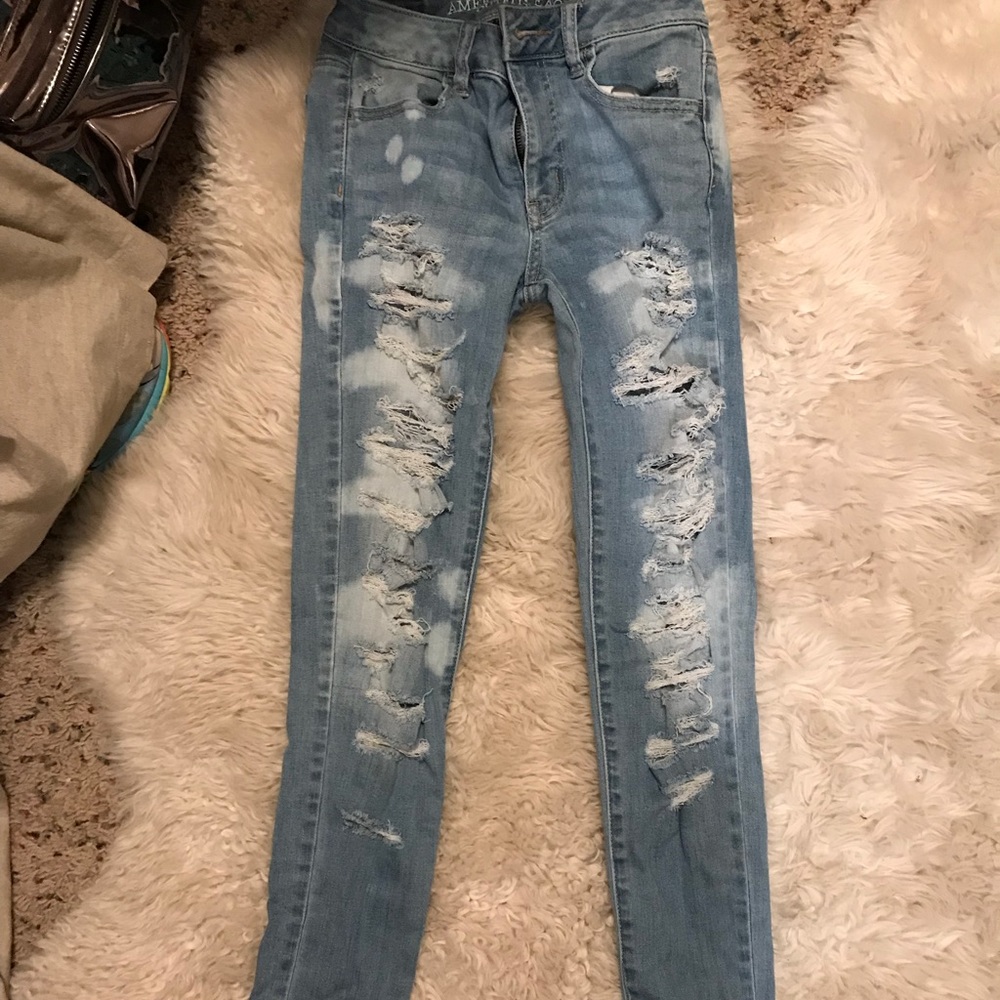 acid wash american eagle ripped jeans